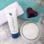 Smoothing  Exfoliator  US